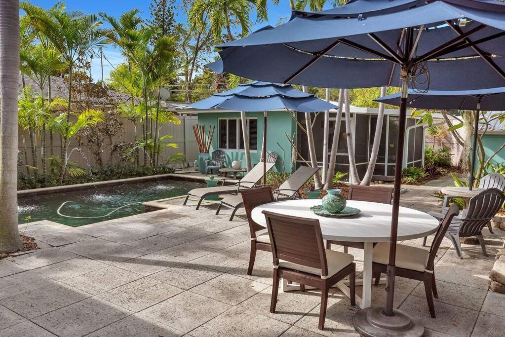 Charming Studio W Pool One Mile To Beach Pets Welcome Lake Worth Beach Esterno foto