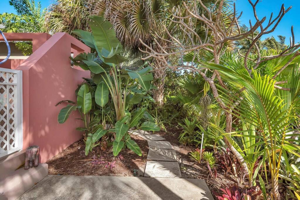 Charming Studio W Pool One Mile To Beach Pets Welcome Lake Worth Beach Esterno foto
