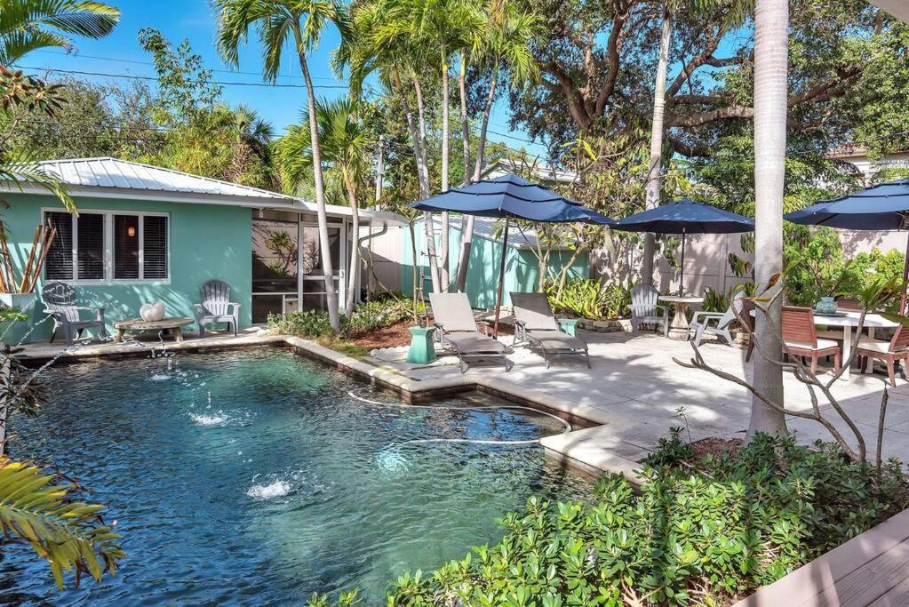 Charming Studio W Pool One Mile To Beach Pets Welcome Lake Worth Beach Esterno foto